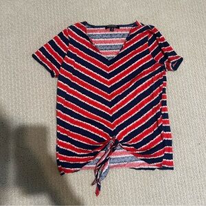 Jones New York Red White and‎ Blue Tie Front Tee
